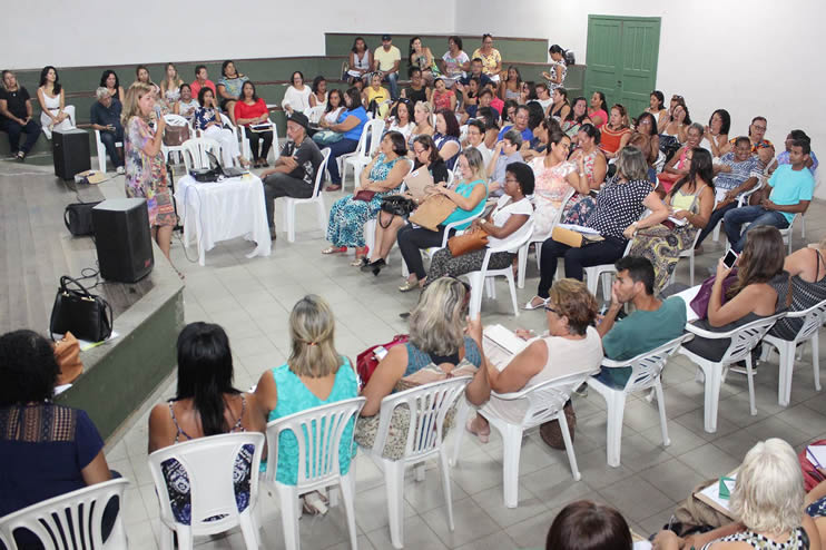 Prefeitura reajusta salários dos professores da rede municipal 5