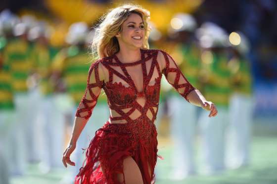 Shakira anuncia volta de turnê após pausa por hemorragia vocal: 'Junho de 2018' 4