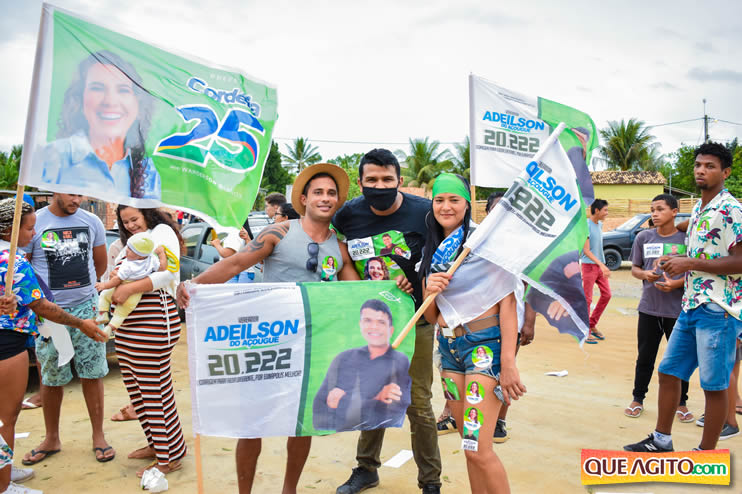 Candidato a vereador Adeilson do Açougue lança campanha com grande caminhada 55