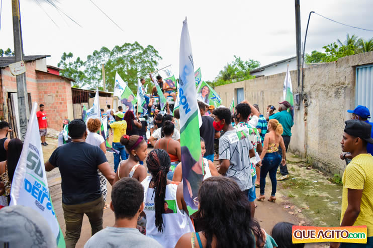 Candidato a vereador Adeilson do Açougue lança campanha com grande caminhada 100