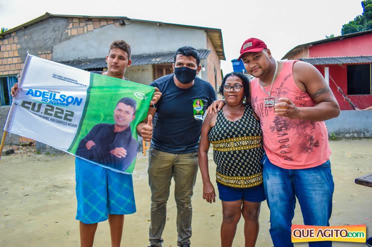 Candidato a vereador Adeilson do Açougue lança campanha com grande caminhada 115