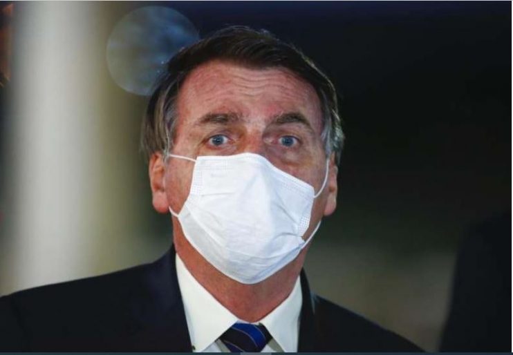 Sem evidências, Bolsonaro diz que usar máscara causa “dor de cabeça” 8