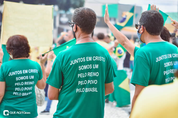 CARREATA PELA DEMOCRACIA E PELA LIBERDADE É REALIZADA EM EUNÁPOLIS 263