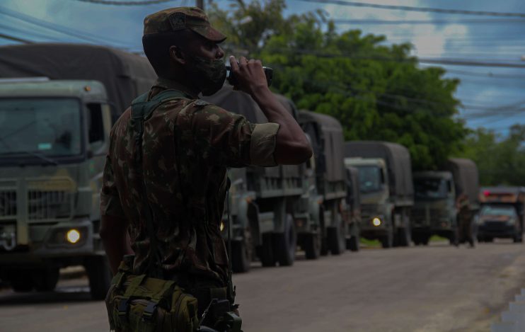 Exército Brasileiro chega a Eunápolis para prestar ajuda humanitária após pedido da prefeita Cordélia Torres 13