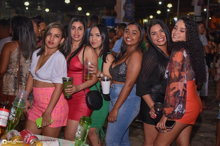 Trio da Huanna e Thiago Aquino animam a terceira noite do Pau Brasil Folia 2022 111