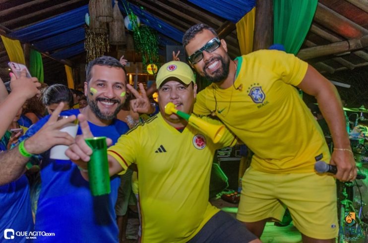 Walber Luiz, Júlio Cardozzo e Dande Maisk animam festa da Copa na Area Beach 166