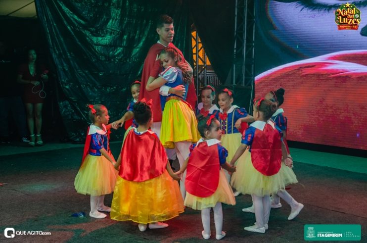 Sinho Ferrary encerra com chave de ouro o Natal das Luzes em Itagimirim 359