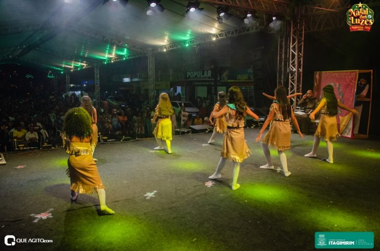 Sinho Ferrary encerra com chave de ouro o Natal das Luzes em Itagimirim 363