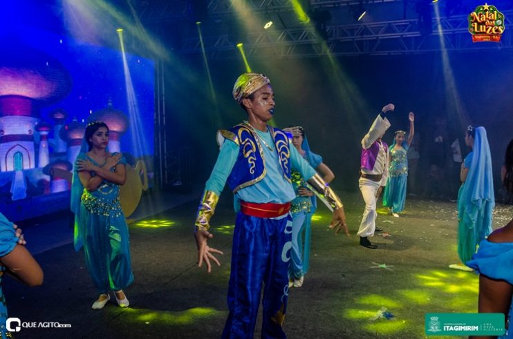 Sinho Ferrary encerra com chave de ouro o Natal das Luzes em Itagimirim 374