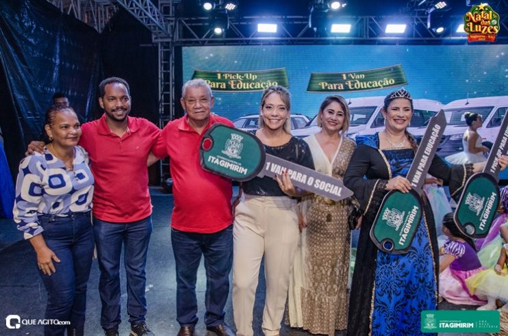 Sinho Ferrary encerra com chave de ouro o Natal das Luzes em Itagimirim 470