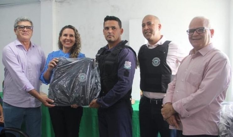 Gestão da prefeita Cordélia Torres destina importantes investimentos para a Guarda Civil Municipal 10