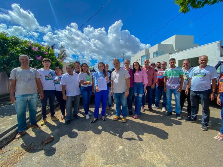 Prefeita Cordélia Torres acompanha primeira aquisição e distribuição de alimentos do PAA 2023 14