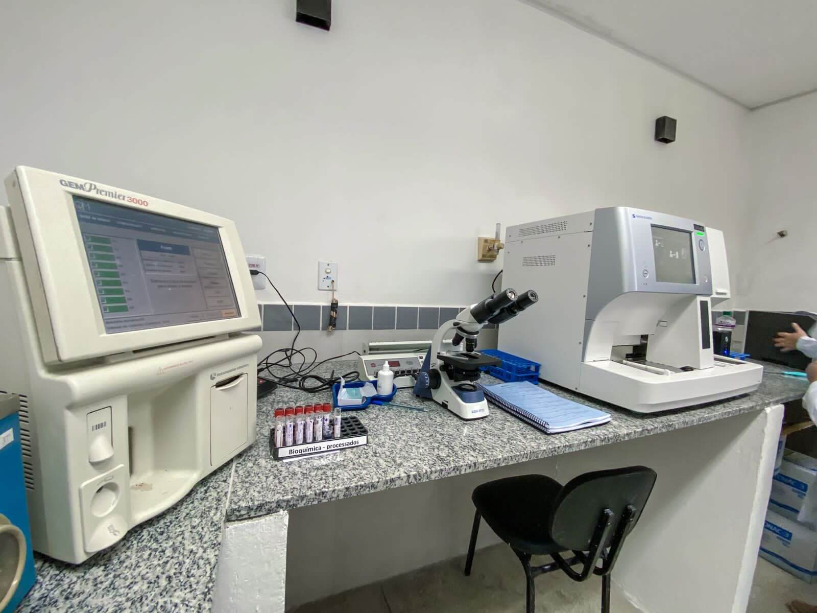 Hospital Regional de Eunápolis vivencia avanços com laboratório de análises 24h 9