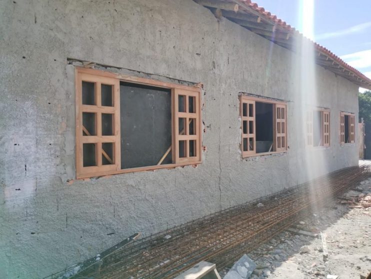 Continuam as obras de construção da Escola Municipal de Caraíva 11