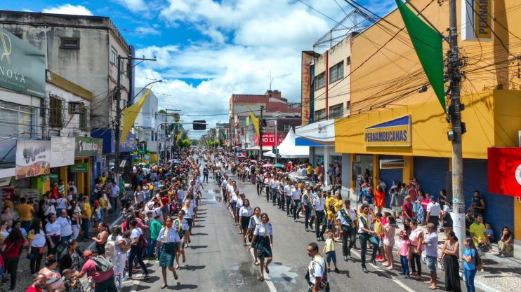 Eunápolis celebra bicentenário da Independência do Brasil na Bahia com grandioso desfile cívico 37