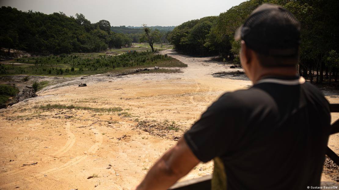 Seca na Amazônia transforma paisagem tropical em deserto 6