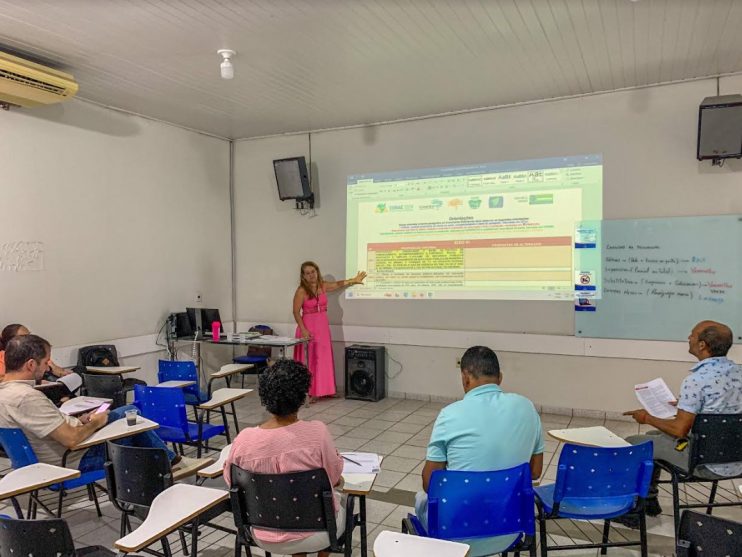 Conferência Municipal de Educação é concluída com discussão de propostas para sistema educacional 14