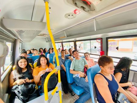 Prefeitura de Itagimirim disponibiliza transporte gratuito para os estudantes do município no 1º dia de provas do ENEM 2023 5