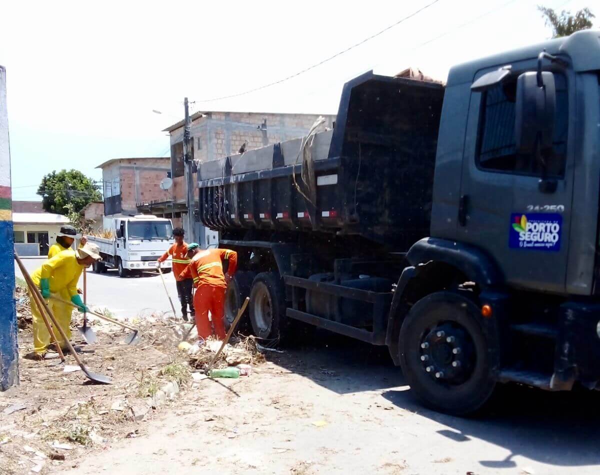 INOVAÇÃO QUE TRANSFORMA: Jardins contra o descarte irregular de lixo e entulhos 7