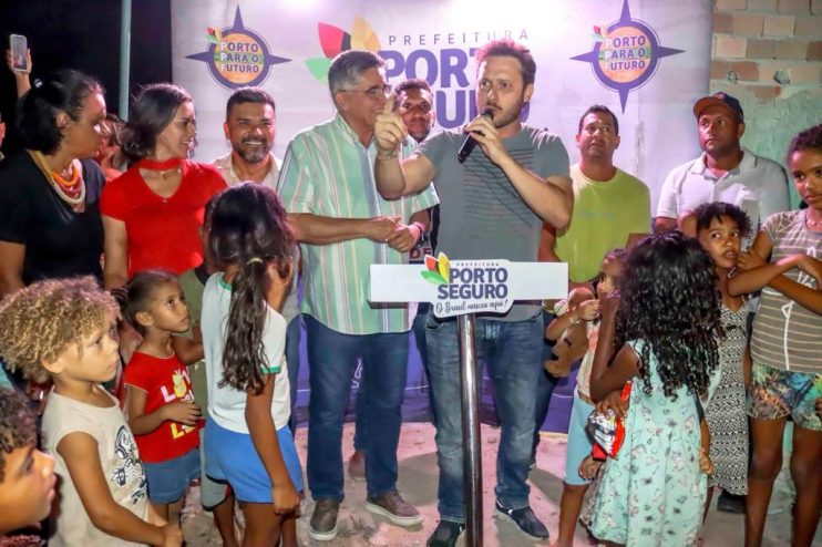 Prefeito Jânio Natal anuncia pavimentação de 3 mil metros na Rua Nova Canaã 18