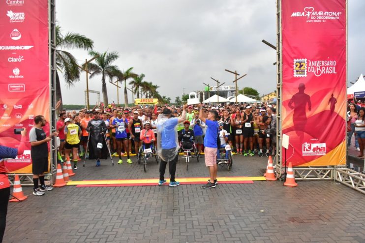 8ª MEIA MARATONA DO DESCOBRIMENTO: UMA JORNADA DE SUPERAÇÃO E CELEBRAÇÃO 18