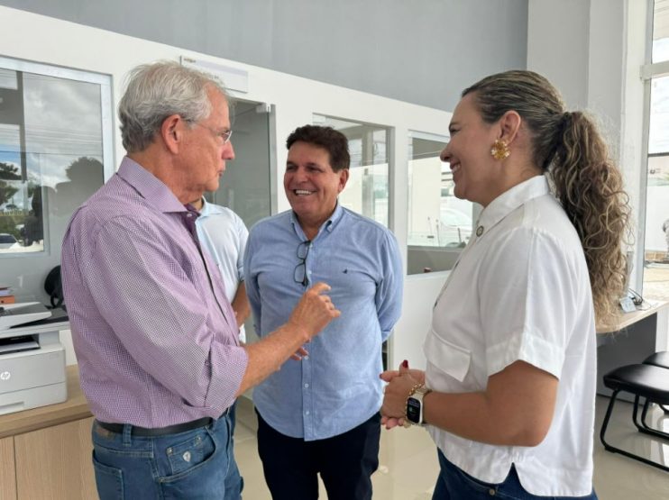 Prefeita Cordélia visita obras do Mix Mateus e reforça compromisso com o desenvolvimento local 10