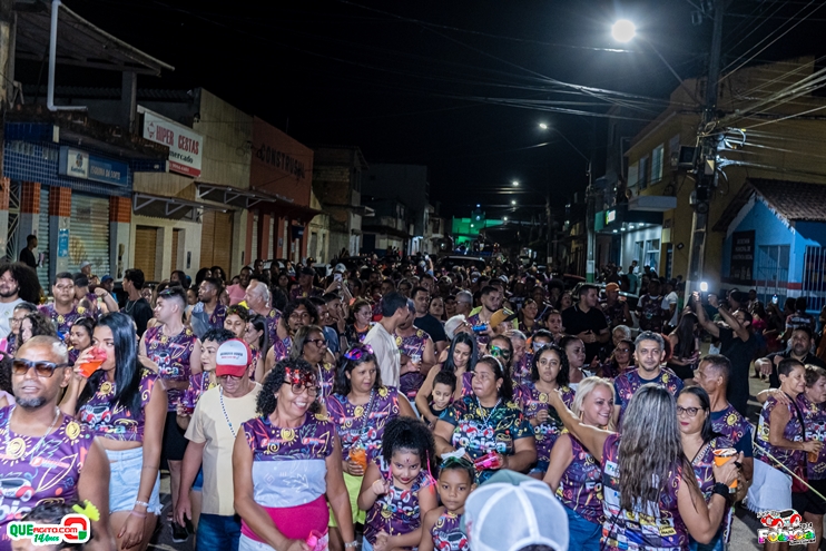 Virou Bahia agita foliões durante a passagem do bloco Fobica na Mica Folia 2024 4