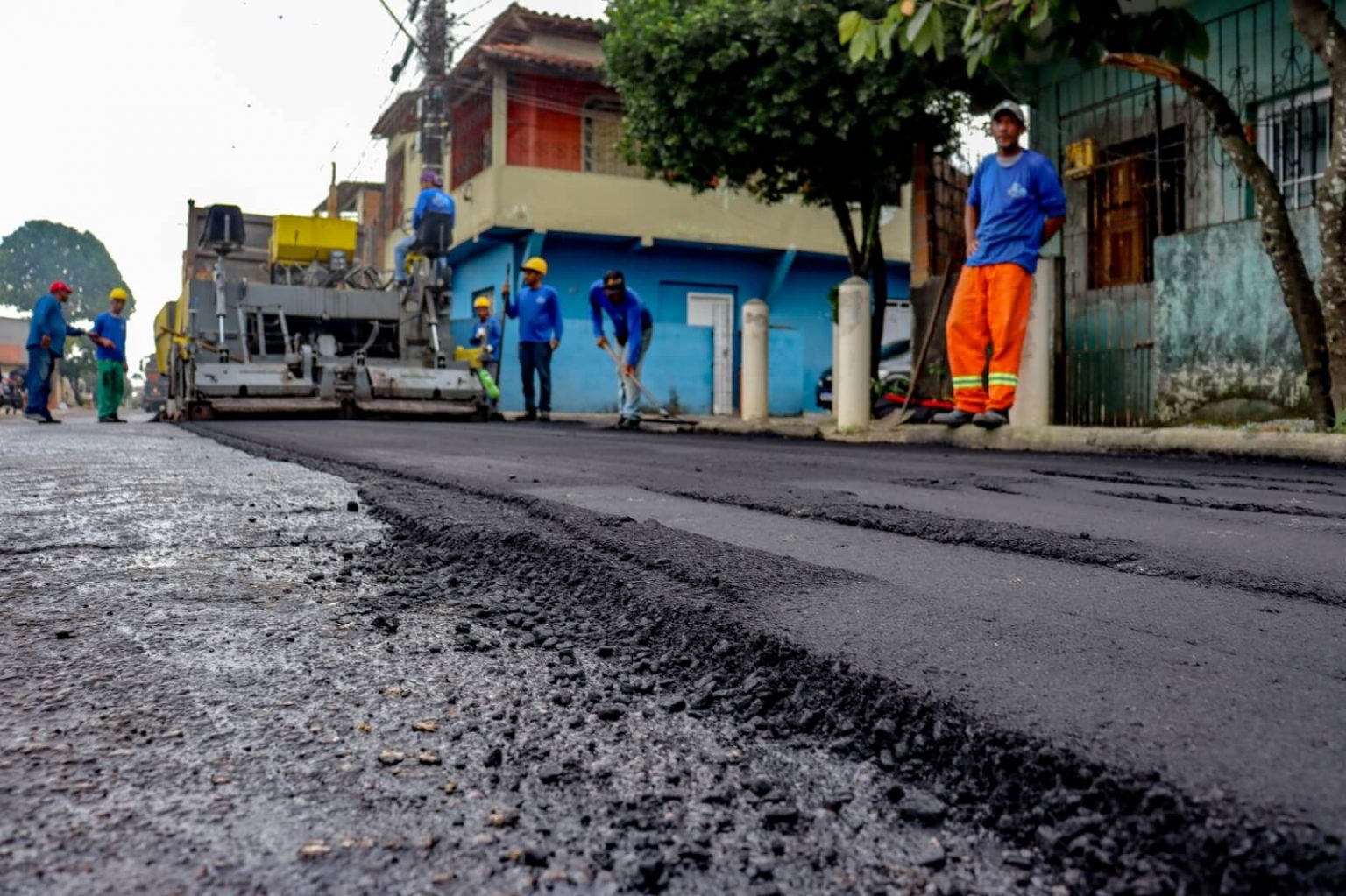 Melhorias na mobilidade urbana: recapeamento asfáltico do acesso à UPA Frei Calixto 8