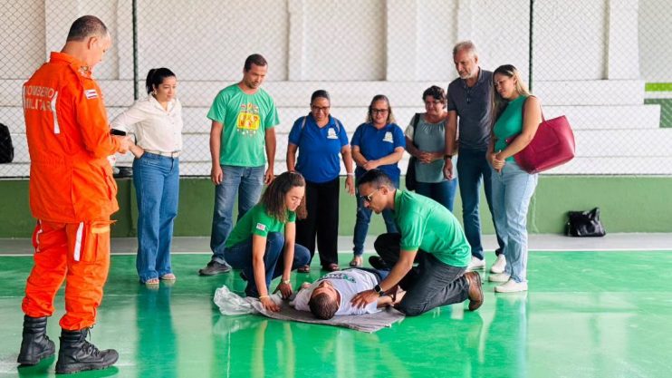 Prefeitura promove treinamento na área da Defesa Civil em parceria com o Corpo de Bombeiros 14