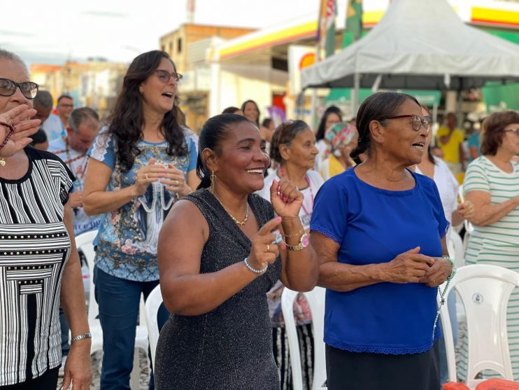 4º Encontro com Maria conta com apoio da Prefeitura de Eunápolis e reúne centenas de fiéis 25