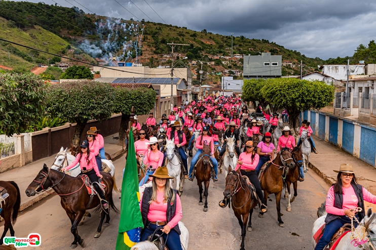 Centenas de amazonas abrilhantaram as ruas de Frei Gaspar, durante a 4ª Cavalgada do Batom 7