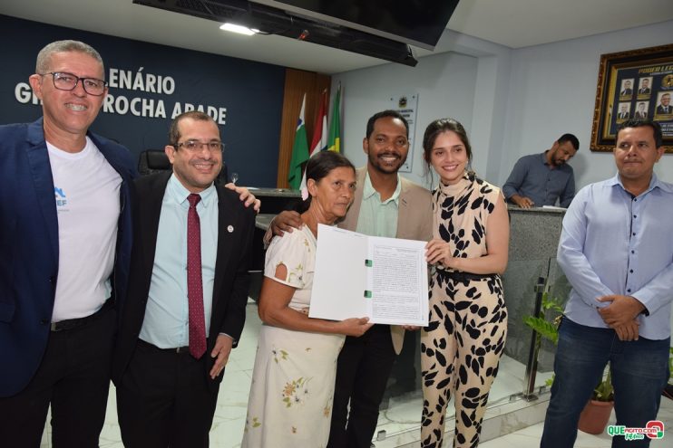 Prefeitura de Itagimirim realiza mais uma grande cerimônia para a entrega de títulos de legitimação fundiária, beneficiando dezenas de moradores 66