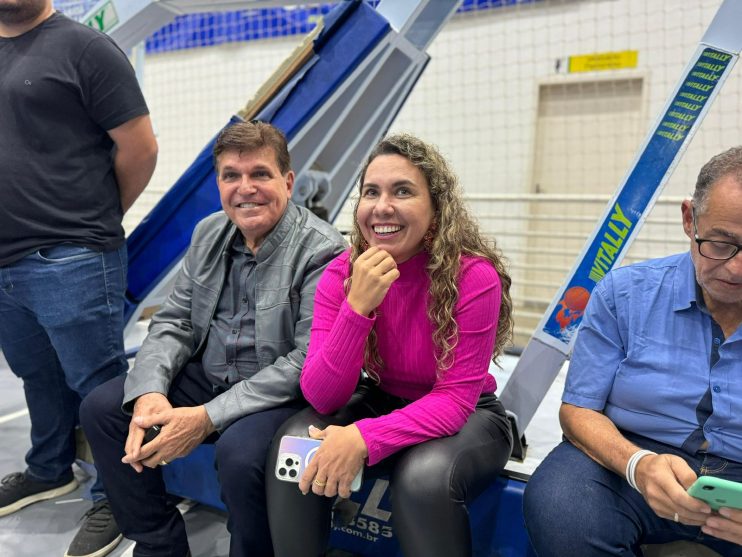 Prefeita Cordélia apoia Campeonato Evangélico de Futsal na Estação Cidadania 20