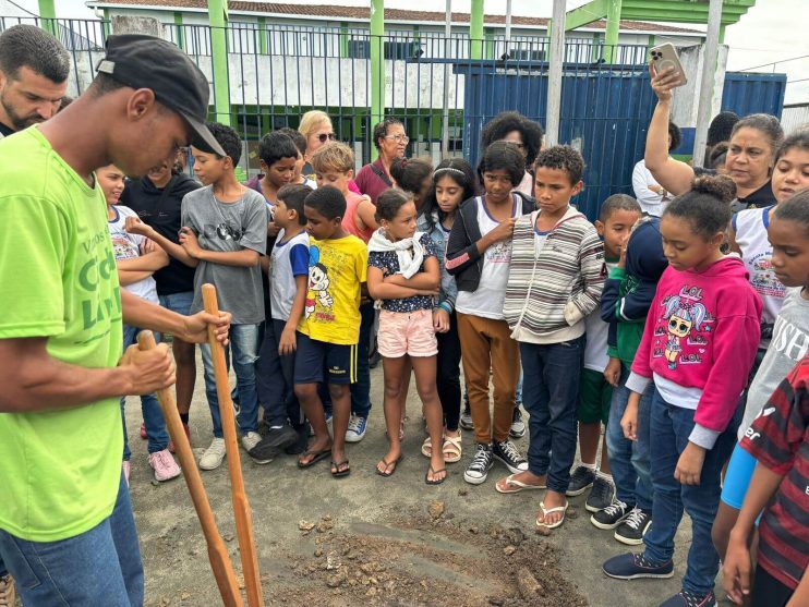 Prefeitura de Eunápolis realiza ação para celebrar o Dia Mundial do Meio Ambiente na escola Nilza Barbosa 8