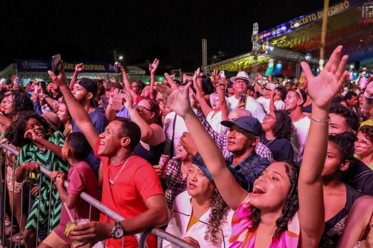 2º DIA DE SÃO JOÃO EM PORTO SEGURO: FESTA BOA DE ARRASTA-PÉ NA PASSARELA DA CULTURA E DISTRITOS 23