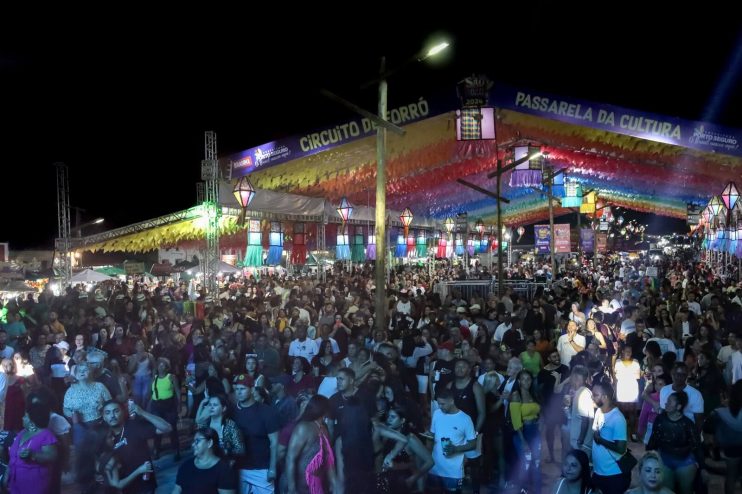 2º DIA DE SÃO JOÃO EM PORTO SEGURO: FESTA BOA DE ARRASTA-PÉ NA PASSARELA DA CULTURA E DISTRITOS 22