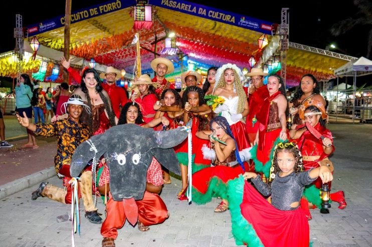 2º DIA DE SÃO JOÃO EM PORTO SEGURO: FESTA BOA DE ARRASTA-PÉ NA PASSARELA DA CULTURA E DISTRITOS 17