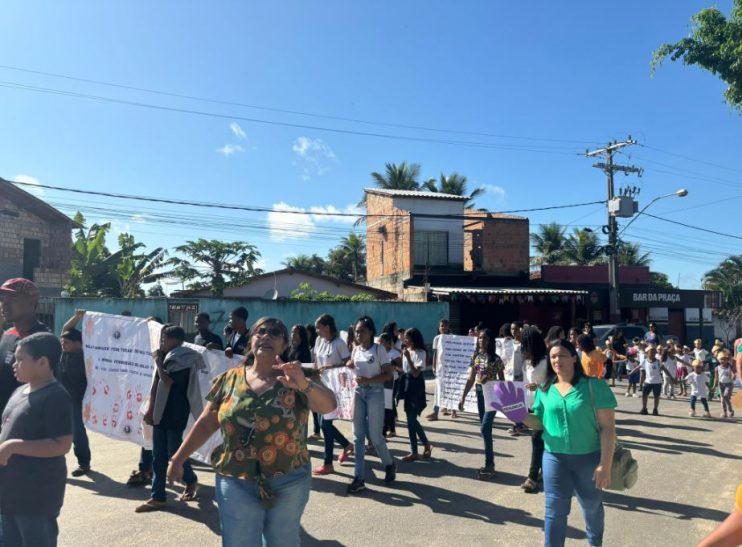 Prefeitura de Eunápolis promove caminhada de combate ao abuso e exploração sexual da criança e do adolescente 8