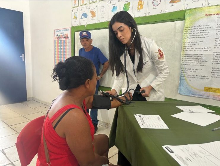 Prefeitura de Eunápolis promove caminhada de combate ao abuso e exploração sexual da criança e do adolescente 21