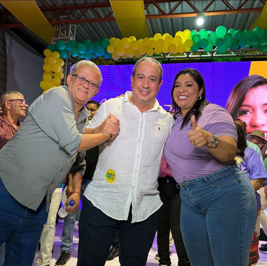 Lançamento da Pré-Candidatura de Norma Queiroz em Itapebi Atrai Multidão 5