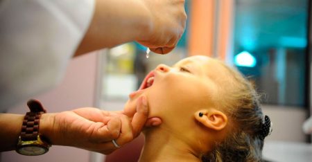 Dia D de vacinação contra a poliomielite acontece neste sábado em Eunápolis 11