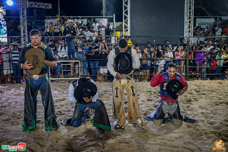 Arena lotada na primeira noite do 1º Salto Rodeio Show 10