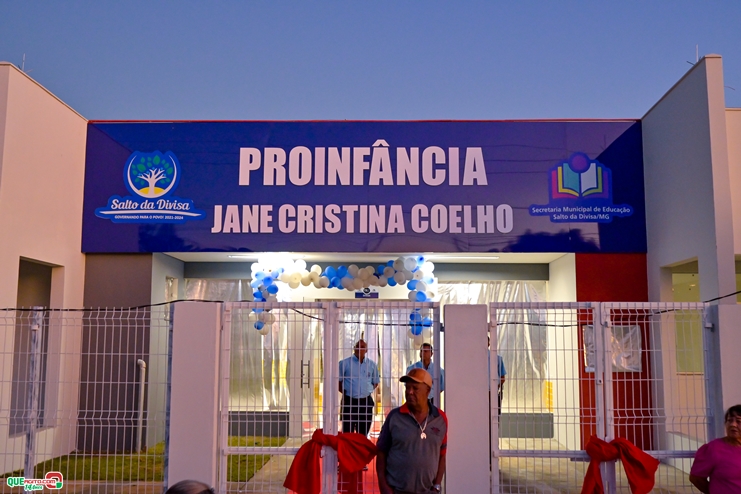 Prefeitura de Salto da Divisa em parceria com a Veracel, inaugura circuito de obras 11