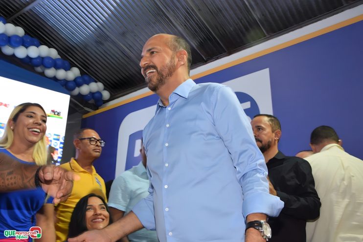 Robério atrai multidão para lançamento de sua pré-candidatura a prefeito de Eunápolis 35