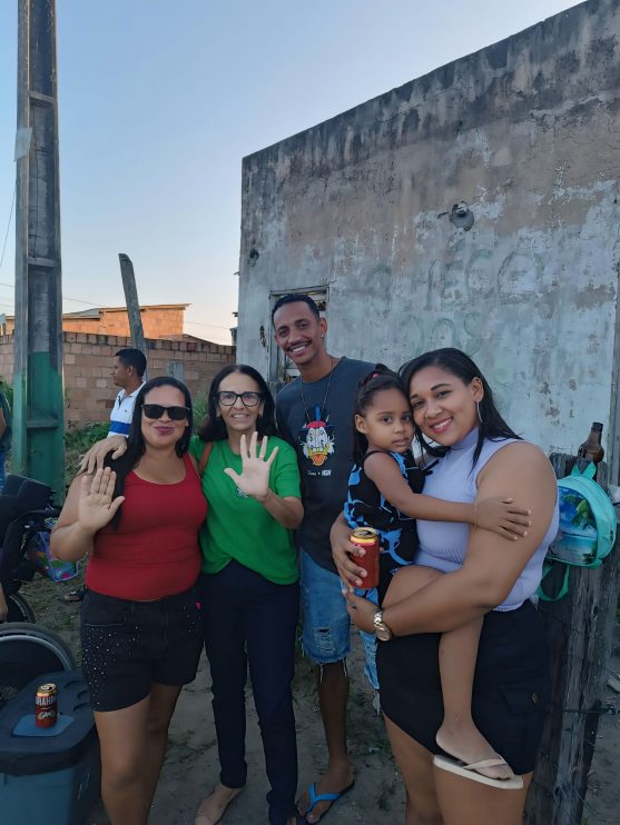 Grande Sucesso do Adesivaço em Belmonte: Juventude Lidera Movimento Popular em Apoio a Iêdo Elias e Alice Britto 20