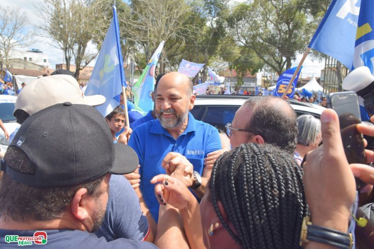 Robério Oliveira inaugura Comitê Central e realiza grande caminhada ao lado do povo 42