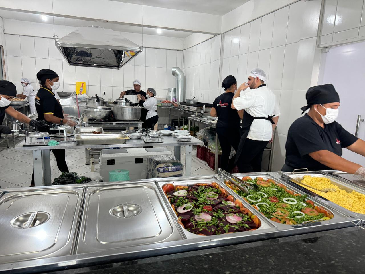 Restaurante Popular é sucesso no Centro e Baianão 6