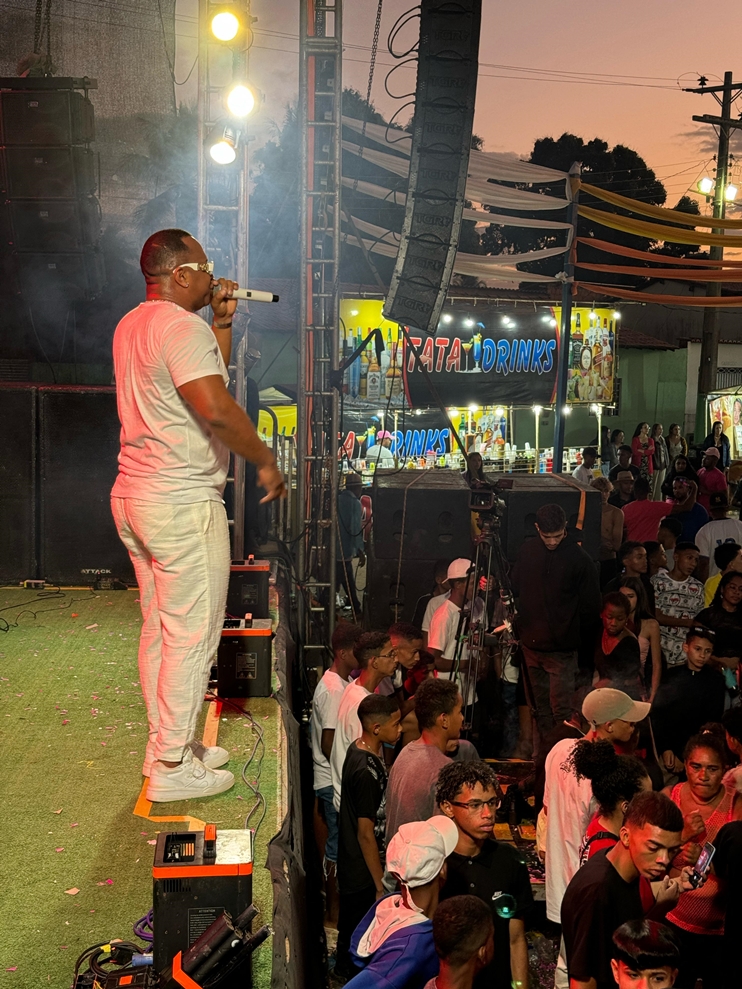 Cheiro de Amor e Gasparzinho agitam a última noite da Festa de São Lourenço 2024, no distrito de Cariparé 6