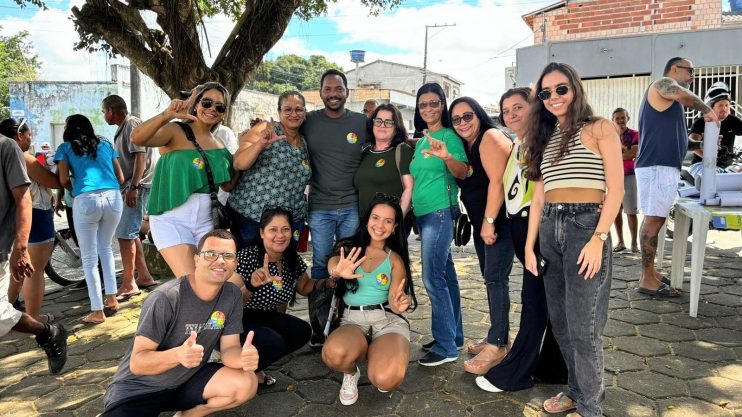 Itagimirim: Luizinho realiza grande adesivaço na abertura oficial de sua campanha à reeleição 28