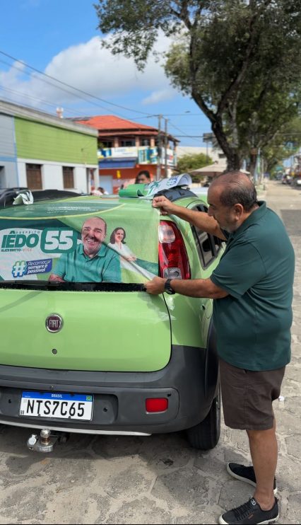 Grande Sucesso do Adesivaço em Belmonte: Juventude Lidera Movimento Popular em Apoio a Iêdo Elias e Alice Britto 7